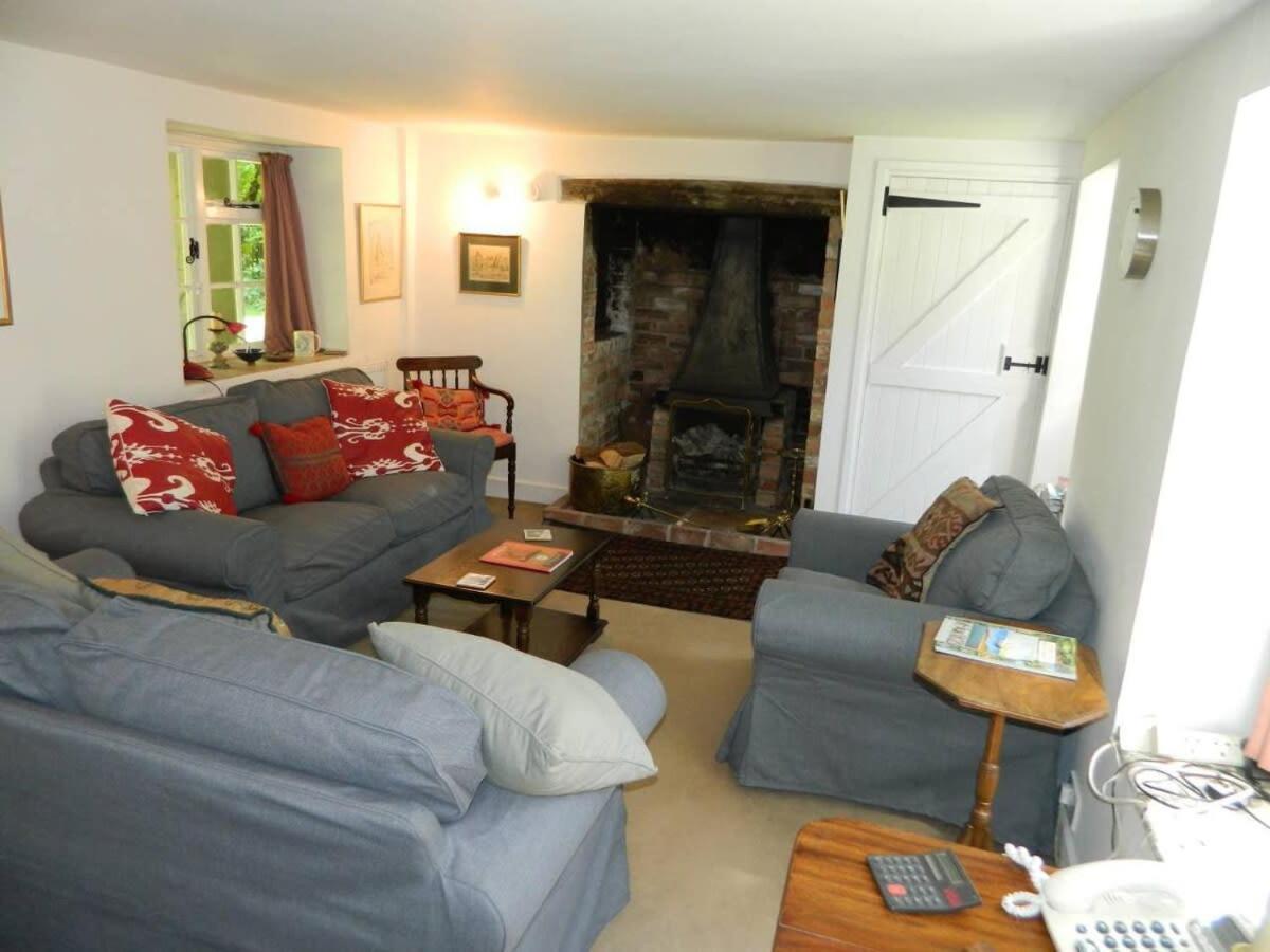 River Cottage A Country Retreat In Wooded Gardens East Stoke  Exterior foto